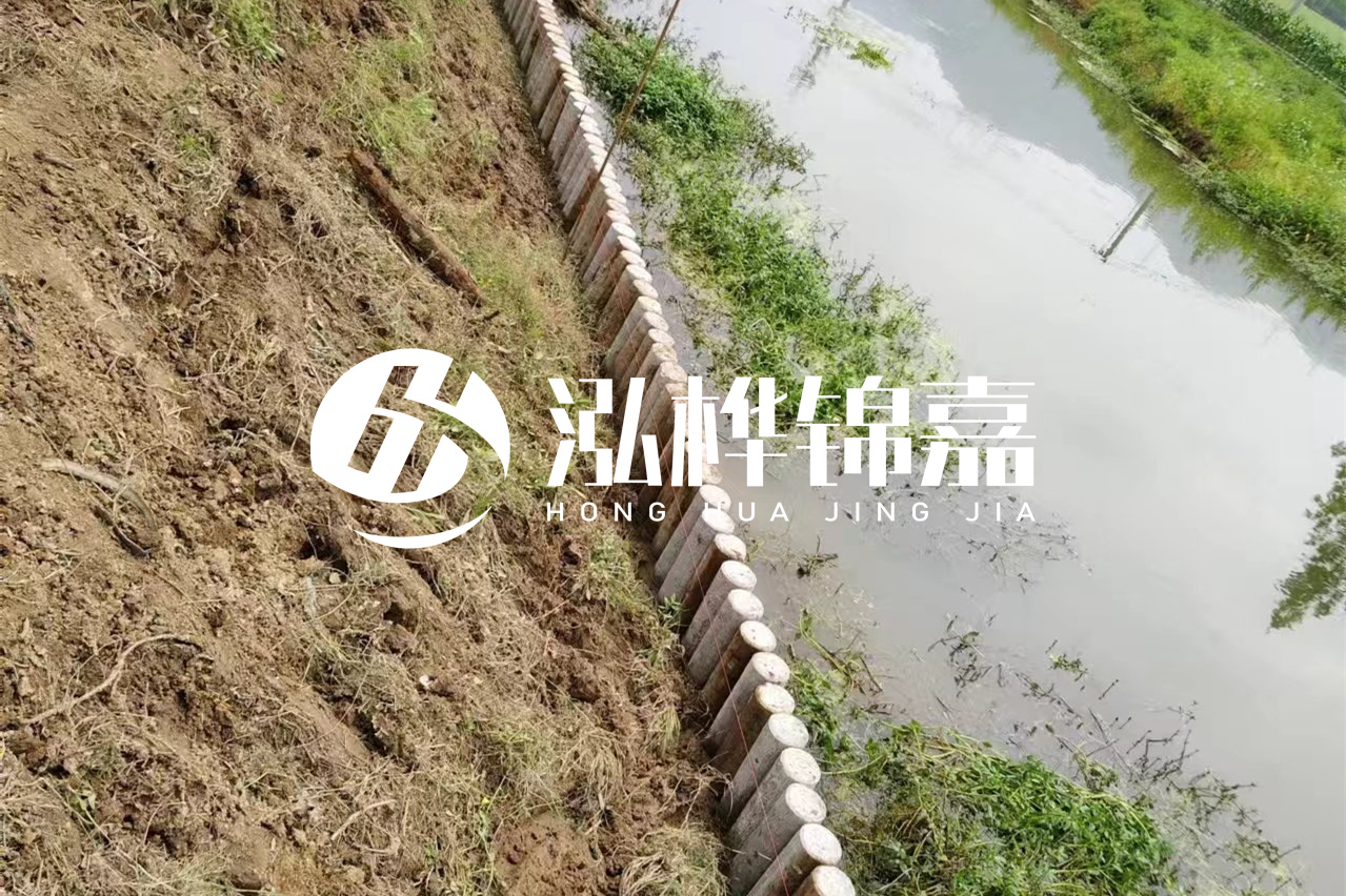 仿木樁施工前注意事項(xiàng)-水泥樁打樁機(jī)是怎么打樁的？