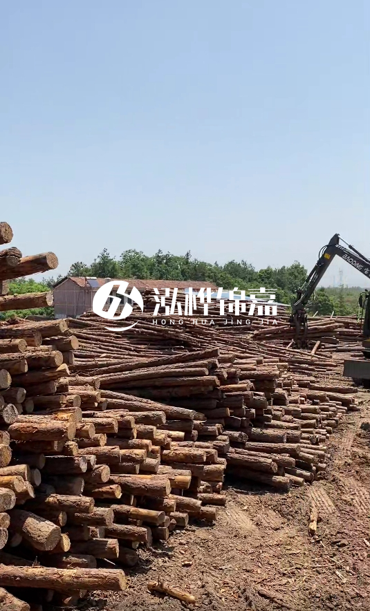 商丘挖機(jī)打木樁專業(yè)施工-松木樁打樁木價(jià)格哪家供應(yīng)商更實(shí)惠？