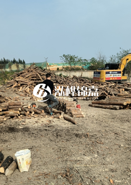 松木樁現(xiàn)貨供應(yīng)的廠家有哪些？泓樺錦嘉可以送山西嗎？