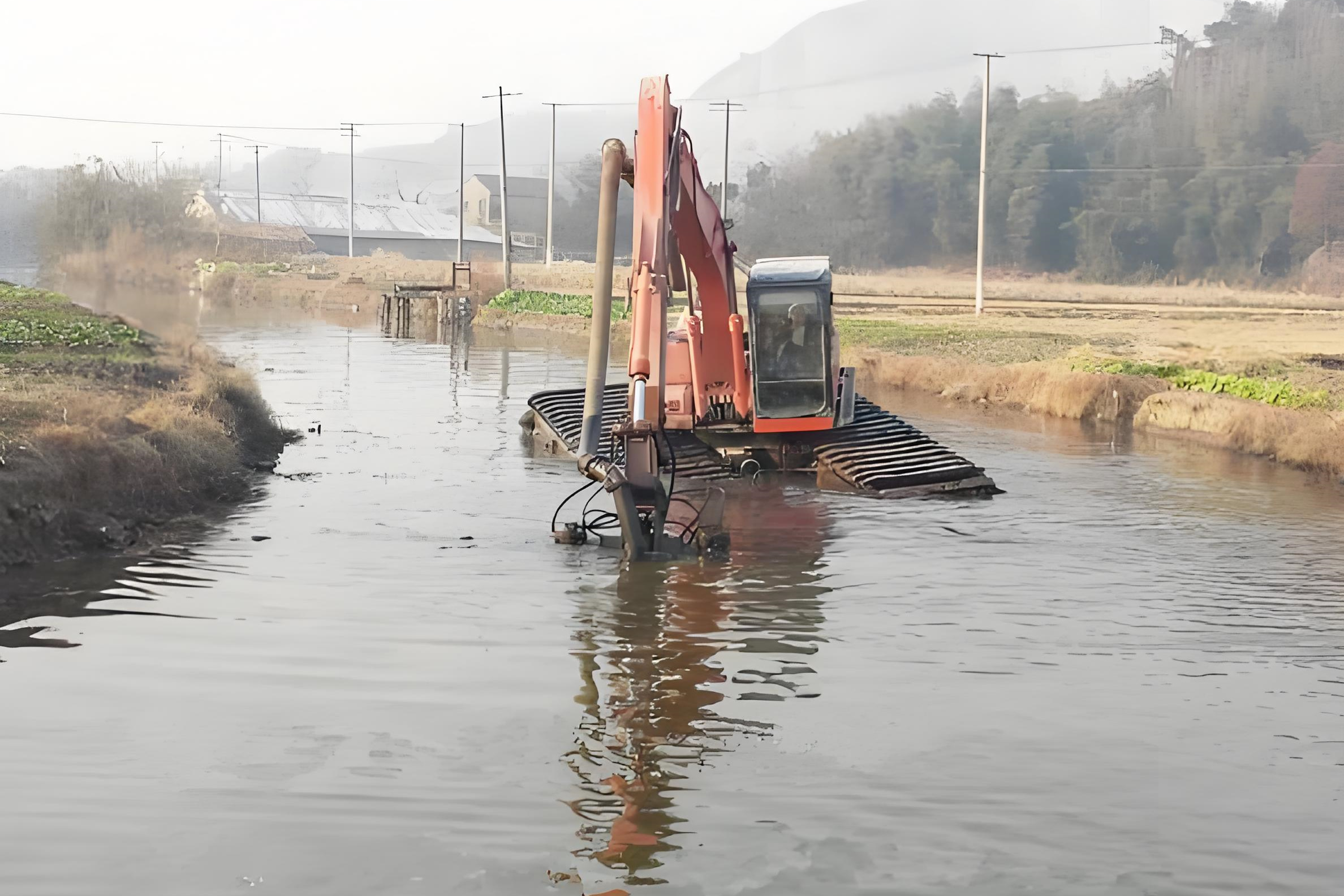 貴州遵義挖機清淤施工隊-鄉(xiāng)村溝渠清淤后如何防止再次淤積？