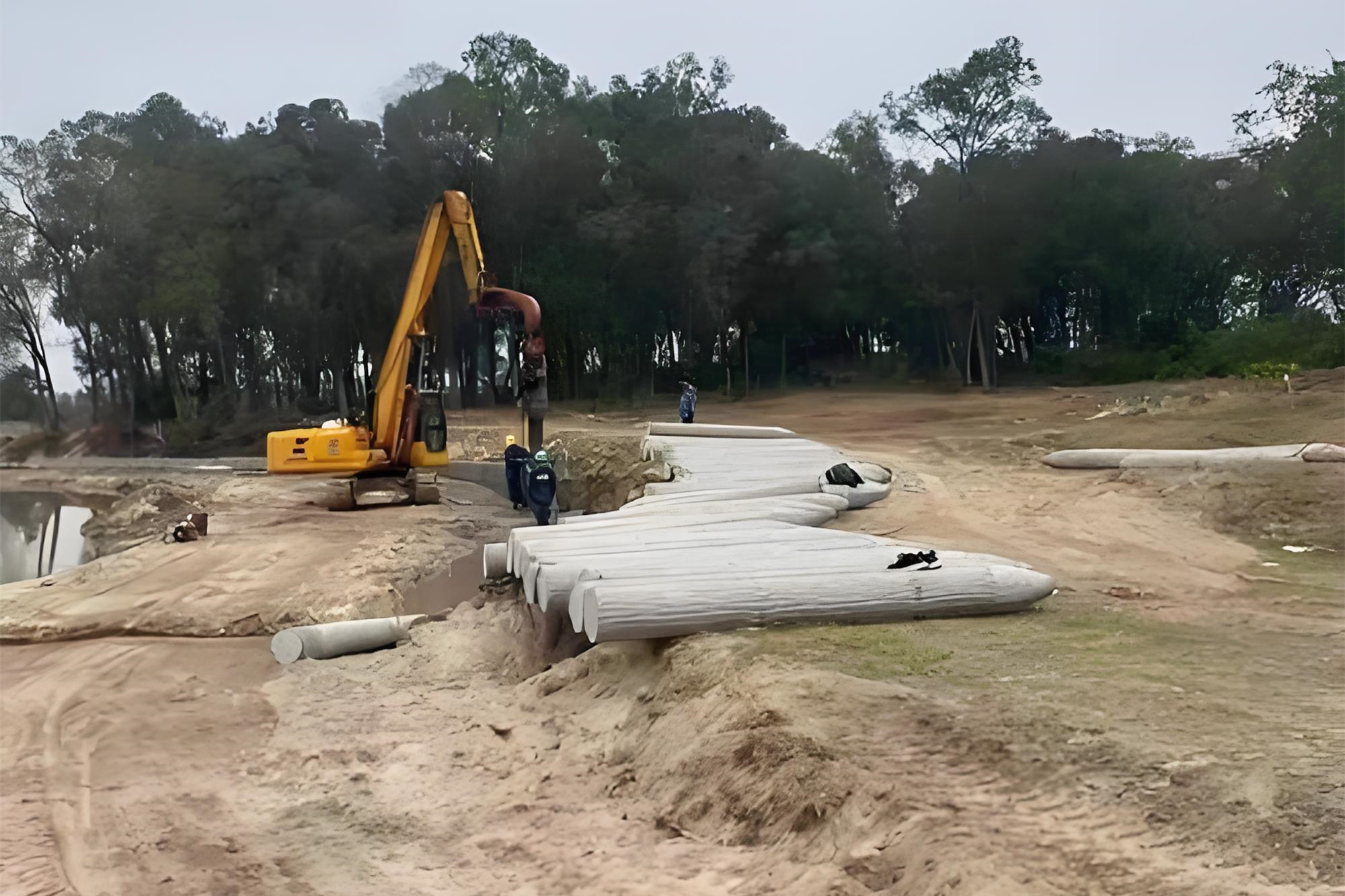 水泥仿木樁廠家泓樺錦嘉-水泥仿木樁價格是按根還是按立方計算？